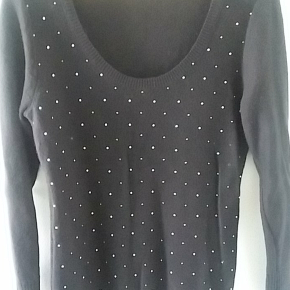 🔵4 for $20🔵Sweater with iridescent jewels - Picture 3 of 3